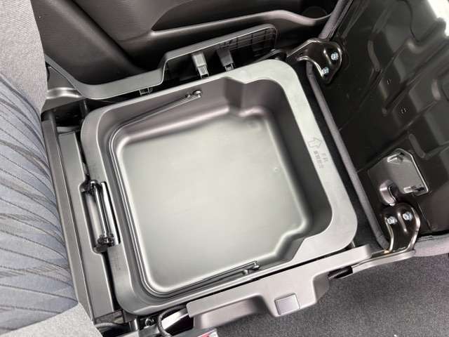スズキ ソリオ １．２ ハイブリッド ＭＧ ４ＷＤ R8年 (甲信越・北陸) 99