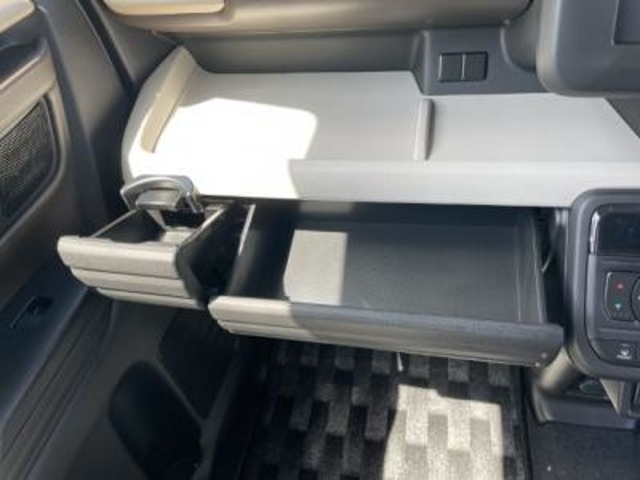 スズキ スペーシア ６６０ ハイブリッド Ｇ ４ＷＤ R8年 (甲信越・北陸) 99