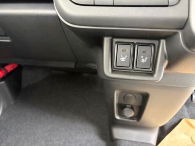 スズキ スペーシア ６６０ ハイブリッド Ｇ ４ＷＤ R7年 (甲信越・北陸) 99