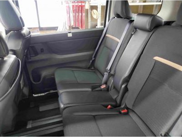 日産 セレナ ２．０ ハイウェイスターＶ R5年 (甲信越・北陸) 99