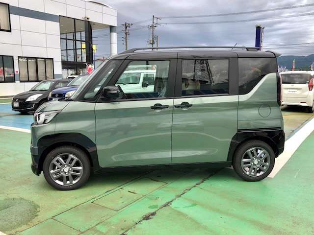三菱 デリカ　ミニ ６６０ Ｇ プレミアム ４ＷＤ R7年 (甲信越・北陸) 99