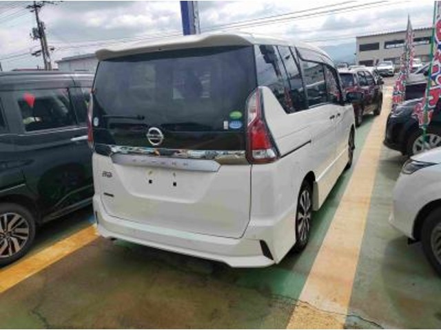 日産 セレナ ２．０ ハイウェイスター ＶセレクションＩＩ R1年 (甲信越・北陸) 99