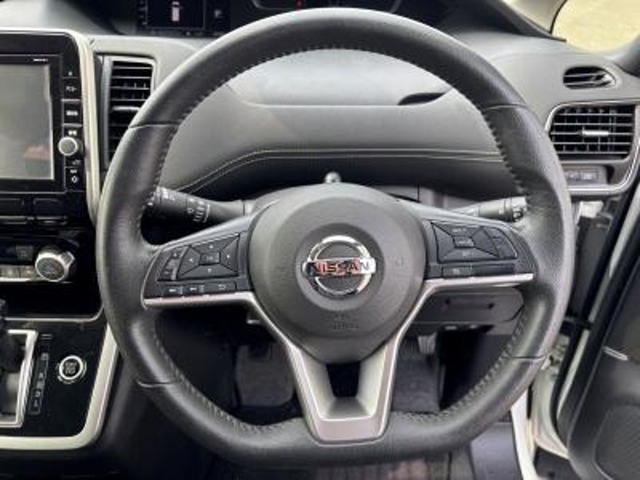 日産 セレナ ２．０ ハイウェイスター Ｖセレクション H30年 (甲信越・北陸) 99