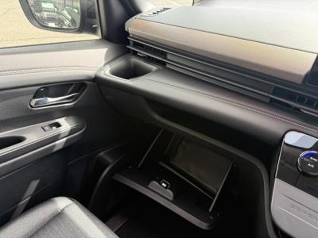 日産 セレナ ２．０ ハイウェイスターＶ Ｖセレクション R5年 (甲信越・北陸) 99