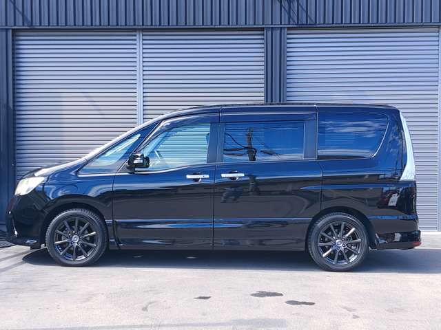 日産 セレナ ２．０ ハイウェイスター Ｖセレクション H24年 (近畿) 99