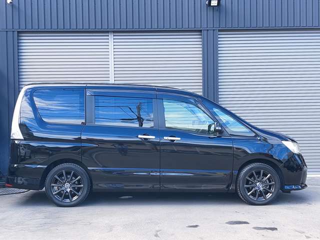 日産 セレナ ２．０ ハイウェイスター Ｖセレクション H24年 (近畿) 99