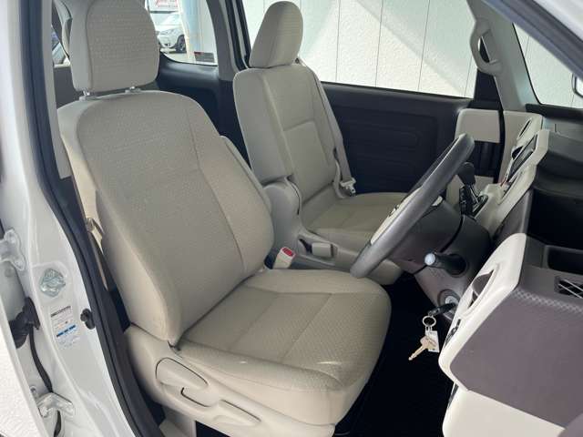 トヨタ スペイド １．５ Ｆ ４ＷＤ H28年 (東北) 99