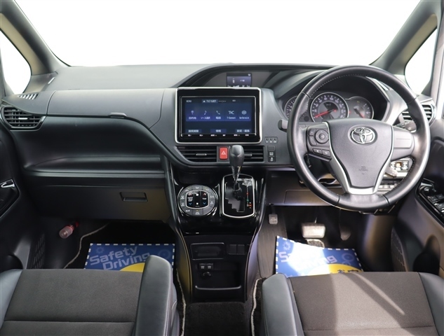 トヨタ ノア ２．０ ＳＩ ＷＸＢＩＩ R2年 (関東) 99