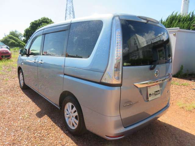 日産 セレナ ２．０ ２０Ｘ クロスギア Ｓ－ＨＹＢＲＩＤ H25年 (東海) 99