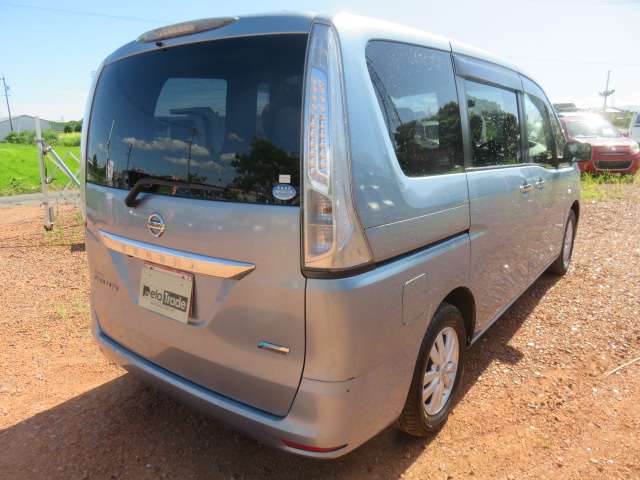 日産 セレナ ２．０ ２０Ｘ クロスギア Ｓ－ＨＹＢＲＩＤ H25年 (東海) 99