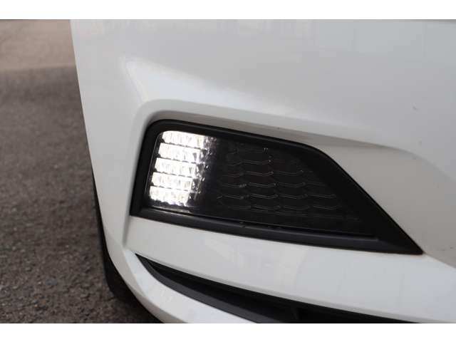 フォルクスワーゲン ポロ ＴＳＩ　コンフォートライン H30年 (東北) 99