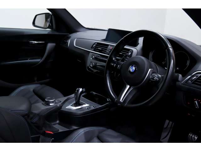ＢＭＷ Ｍ２クーペ エディション ブラック シャドウ Ｍ ＤＣＴ ドライブロジック H30年 (関東) 99
