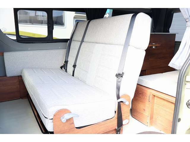トヨタ ハイエースバン キャンピングカー R5年 (東北) 99
