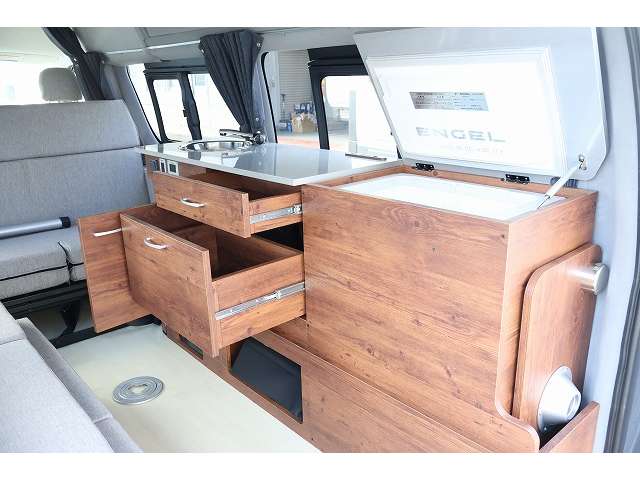 トヨタ ハイエースバン キャンピングカー R5年 (東北) 99