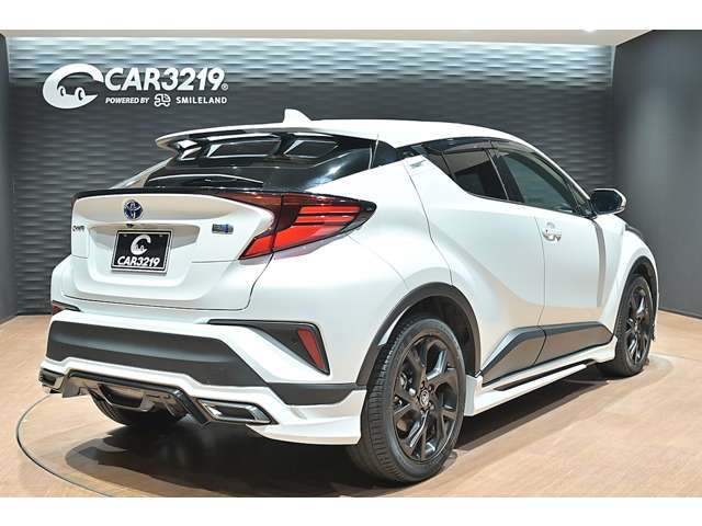 トヨタ Ｃ−ＨＲ ハイブリッド １．８ Ｇ モード ネロ セーフティ プラスＩＩＩ R5年 (関東) 99
