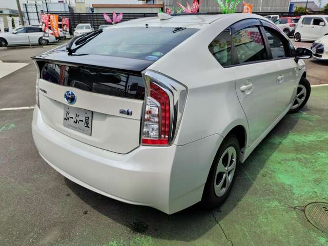 トヨタ プリウス １．８ Ｓ H27年 (近畿) 99
