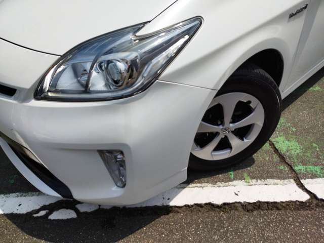 トヨタ プリウス １．８ Ｓ H27年 (近畿) 99