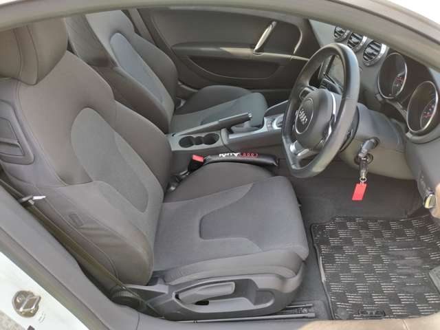 アウディ ＴＴ クーペ　１．８　ＴＦＳＩ H26年 (近畿) 99