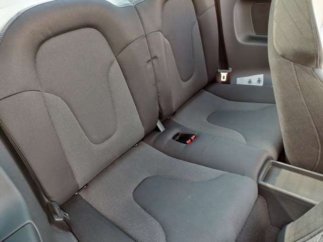 アウディ ＴＴ クーペ　１．８　ＴＦＳＩ H26年 (近畿) 99