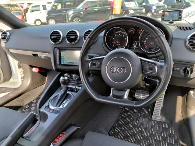 アウディ ＴＴ クーペ　１．８　ＴＦＳＩ H26年 (近畿) 99