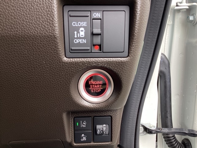 ホンダ Ｎ　ＢＯＸ ６６０ Ｌ R3年 (近畿) 99