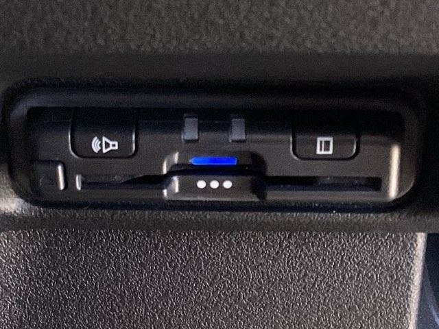 ホンダ Ｎ　ＢＯＸ カスタム ６６０ コーディネートスタイル モノトーン R7年 (近畿) 99