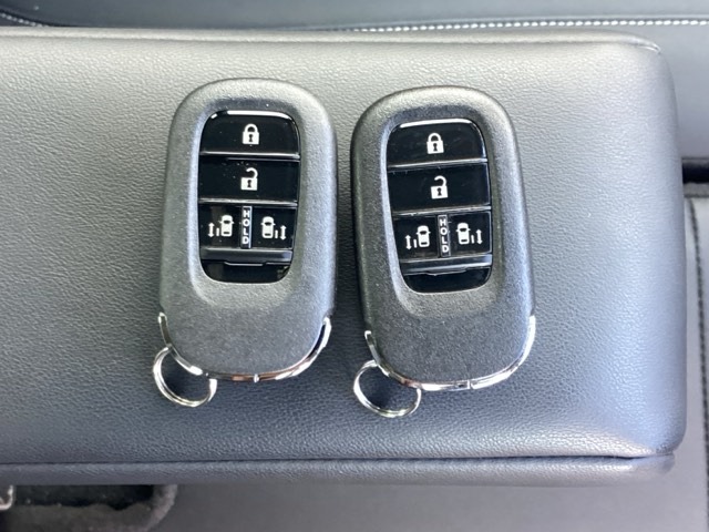 ホンダ Ｎ　ＢＯＸ カスタム ６６０ コーディネートスタイル モノトーン R7年 (近畿) 99