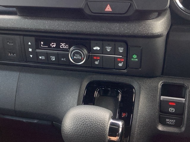 ホンダ Ｎ　ＢＯＸ カスタム ６６０ R7年 (近畿) 99