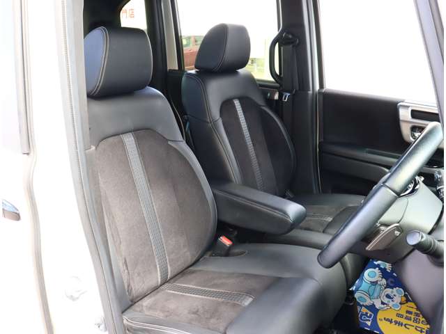 ホンダ Ｎ　ＢＯＸ カスタム ６６０ Ｌ ターボ スタイルプラス ブラック R5年 (関東) 99