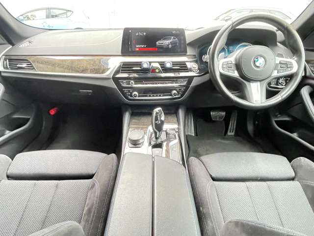 ＢＭＷ ５シリーズ ５２３ｉ　Ｍスポーツ H29年 (関東) 99