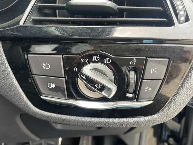 ＢＭＷ ５シリーズ ５２３ｉ　Ｍスポーツ H29年 (関東) 99
