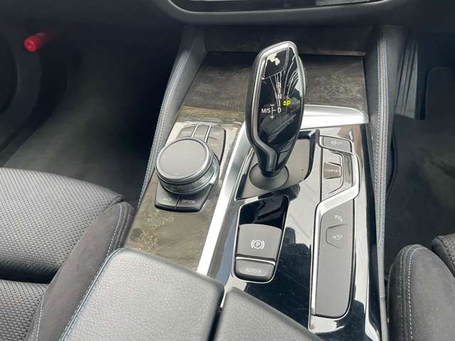 ＢＭＷ ５シリーズ ５２３ｉ　Ｍスポーツ H29年 (関東) 99
