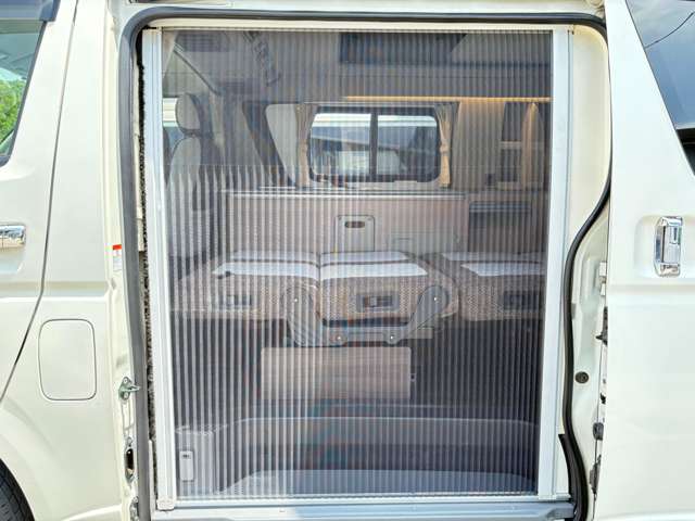 トヨタ ハイエースバン ホワイトハウス H28年 (関東) 99