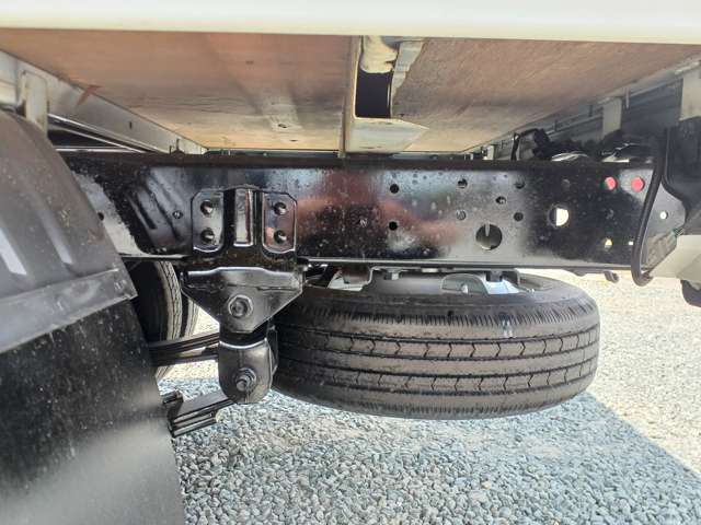 トヨタ ダイナ ２トン十尺平ボディー 超低床 H28年 (九州・沖縄) 99