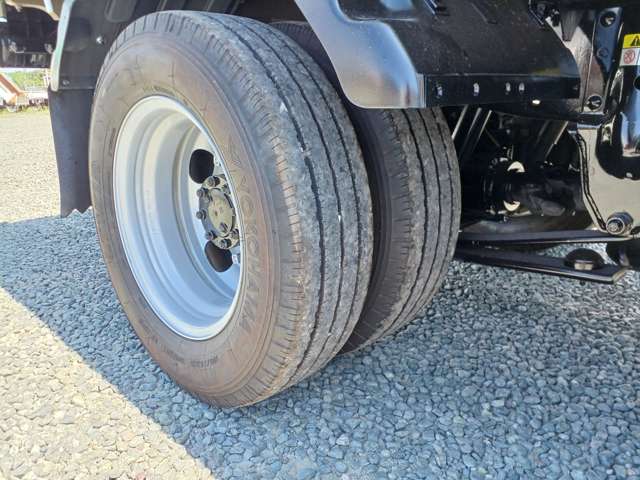 いすゞ エルフ ２トン十尺平ボディー 全低床 ＡＳＥＳカメラ R2年 (九州・沖縄) 99