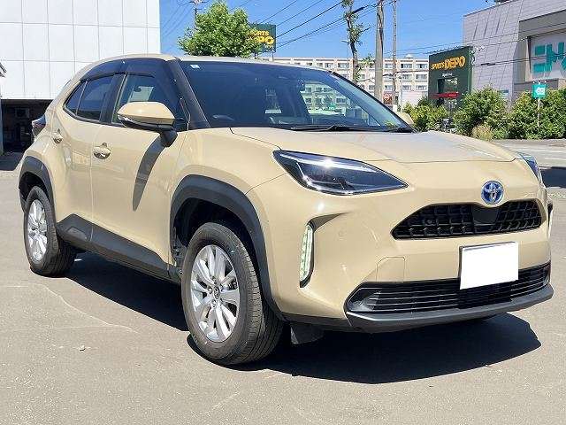 トヨタ ヤリスクロス　ハイブリッド １．５ ハイブリッド Ｇ Ｅ－ＦＯＵＲ ４ＷＤ R4年 (北海道) 99