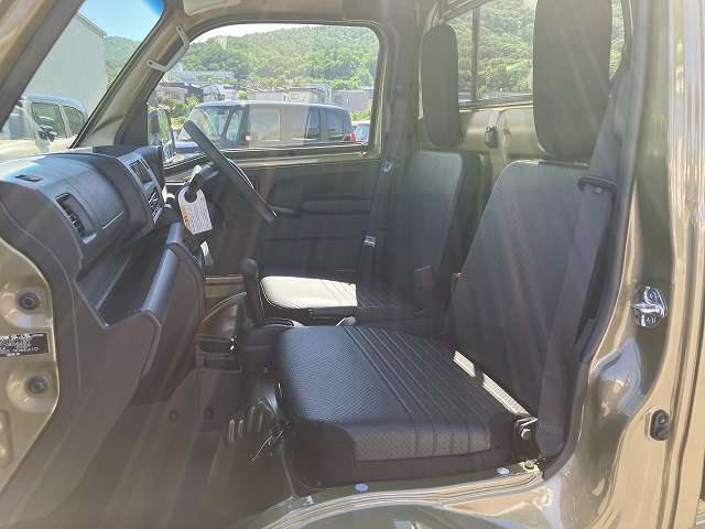 ダイハツ ハイゼットトラック ６６０ ハイルーフ ３方開 ４ＷＤ R7年 (北海道) 99