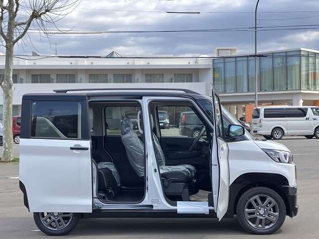 三菱 デリカ　ミニ ６６０ Ｇ プレミアム リミテッド エディション ４ＷＤ R7年 (北海道) 99