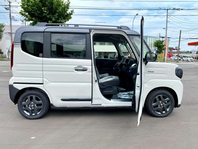 スズキ スペーシア ６６０ ギア ハイブリッド ＸＺ ４ＷＤ R7年 (北海道) 99