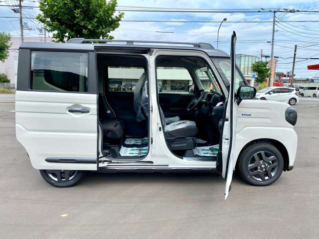 スズキ スペーシア ６６０ ギア ハイブリッド ＸＺ ４ＷＤ R7年 (北海道) 99