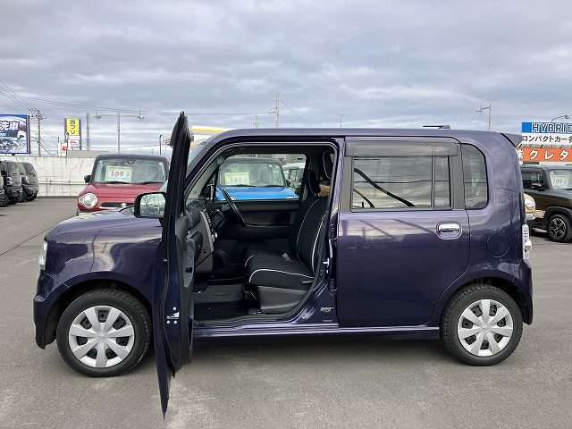 トヨタ ピクシス　スペース ６６０ カスタム Ｘ ４ＷＤ H25年 (北海道) 99