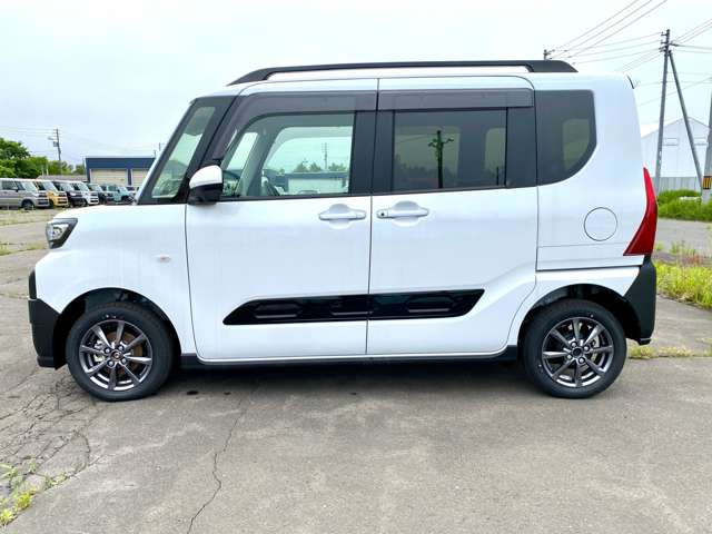 ダイハツ タント ６６０ ファンクロス ４ＷＤ R6年 (北海道) 99