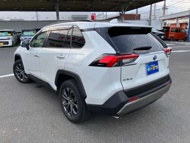 トヨタ ＲＡＶ４ ２．５ ハイブリッド Ｇ Ｅ－ＦＯＵＲ ４ＷＤ R5年 (関東) 99