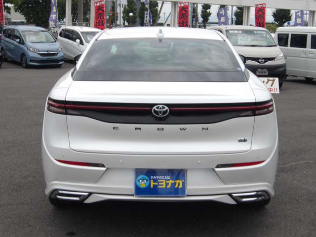 トヨタ クラウン　クロスオーバー　ハイブリッド ２．４ ＲＳ Ｅ－ＦＯＵＲ ＡＤＶＡＮＣＥＤ ４ＷＤ R4年 (関東) 99