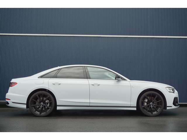 アウディ Ａ８ ５５ ＴＦＳＩ クワトロ Ｓラインパッケージ ４ＷＤ R7年 (関東) 99
