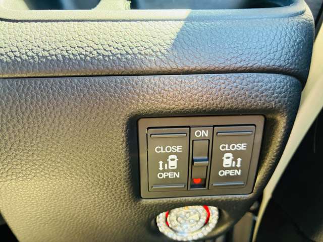 ホンダ Ｎ　ＢＯＸ カスタム ６６０ Ｇ ＥＸ ターボ ホンダセンシング H30年 (関東) 99