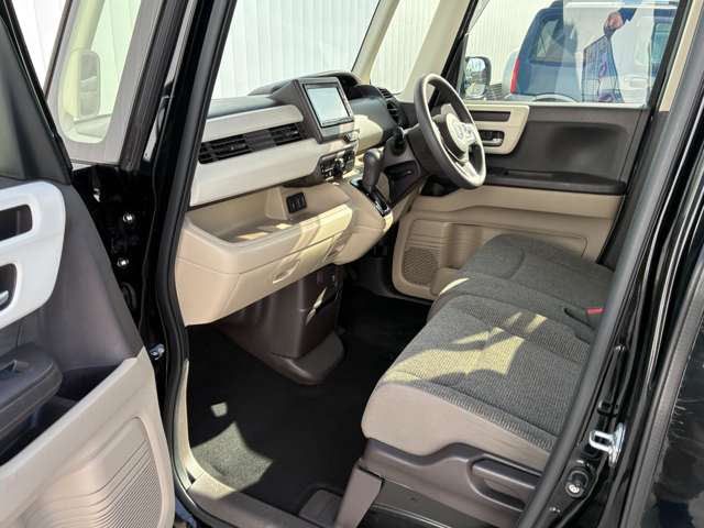 ホンダ Ｎ　ＢＯＸ ６６０ Ｇ Ｌ ホンダセンシング H29年 (関東) 99