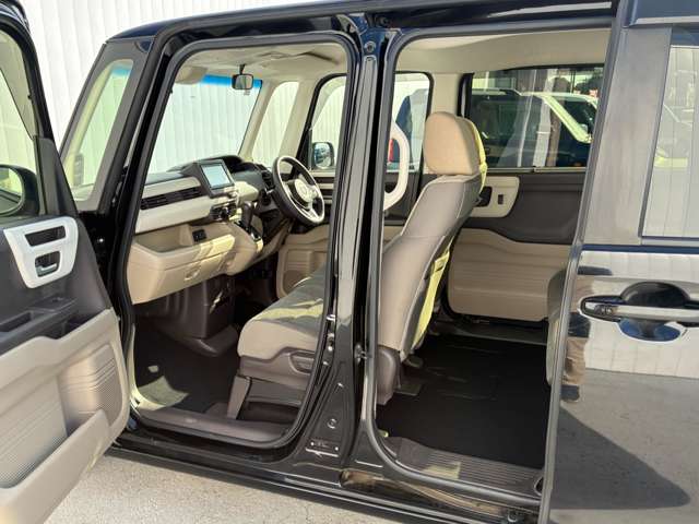 ホンダ Ｎ　ＢＯＸ ６６０ Ｇ Ｌ ホンダセンシング H29年 (関東) 99