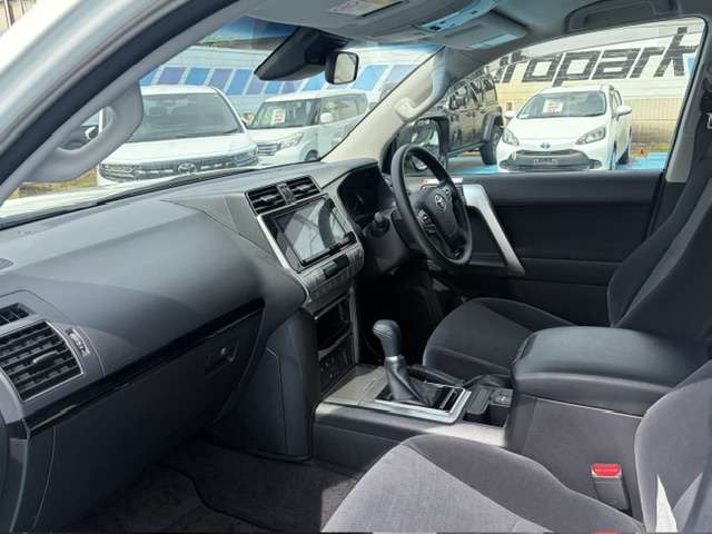 トヨタ ランドクルーザープラド ２．８ ＴＸ ディーゼルターボ ４ＷＤ R4年 (甲信越・北陸) 99