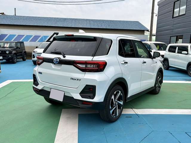 ダイハツ ロッキー １．２ プレミアム Ｇ ＨＥＶ R7年 (甲信越・北陸) 99